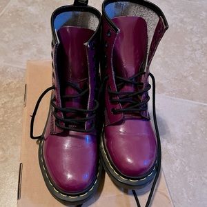 Ladies Dr Martens boots